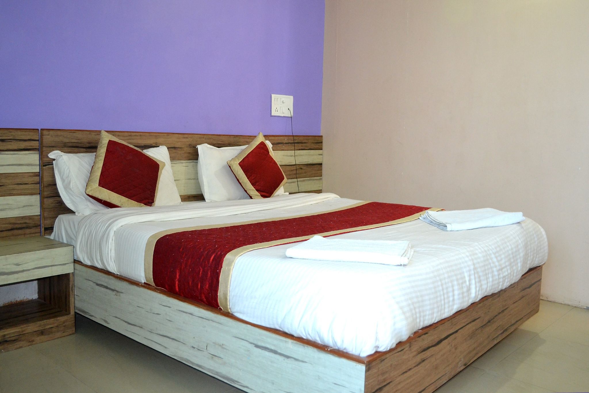 Hotel Always Welcome By SAH Deluxe AC 3