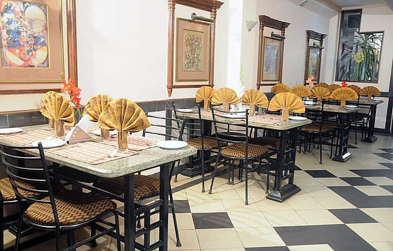 undefined Hotel Blue Wheel 6