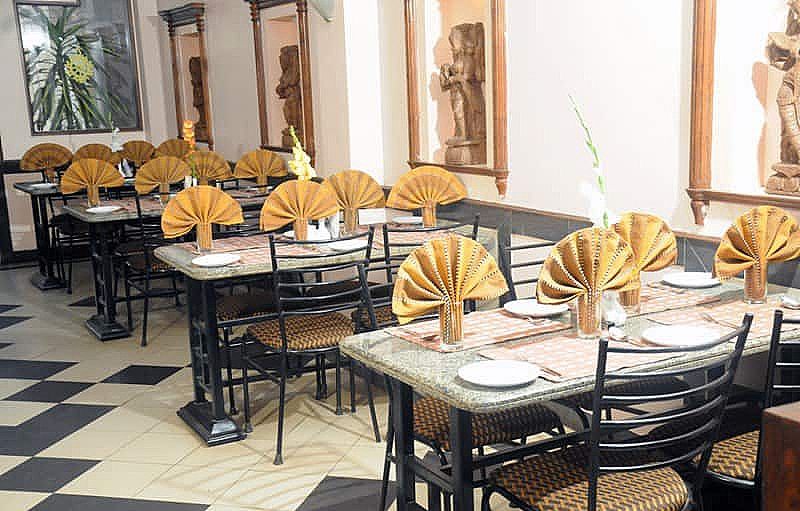 undefined Hotel Blue Wheel 9