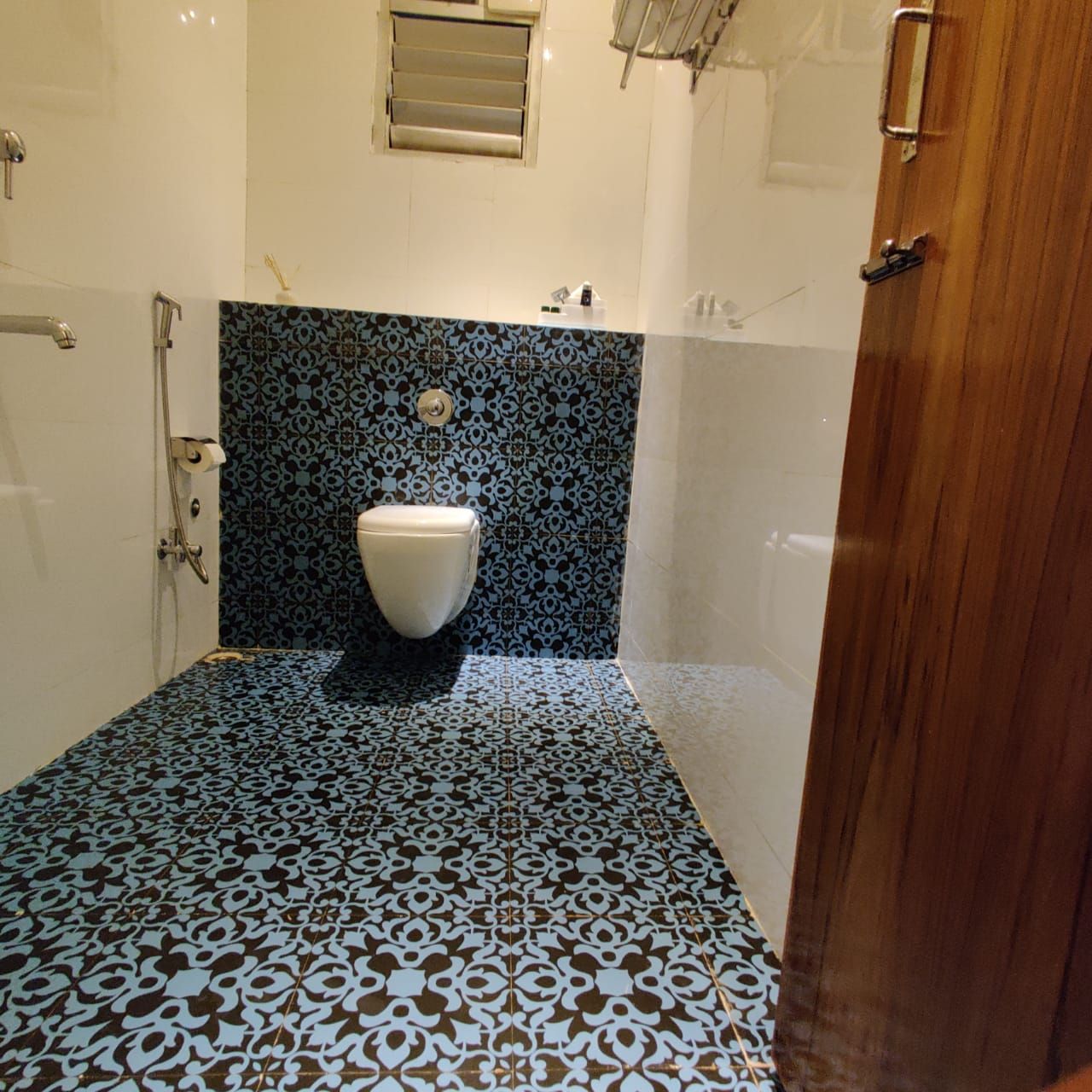 Hotel Rajasi Deluxe Room 7