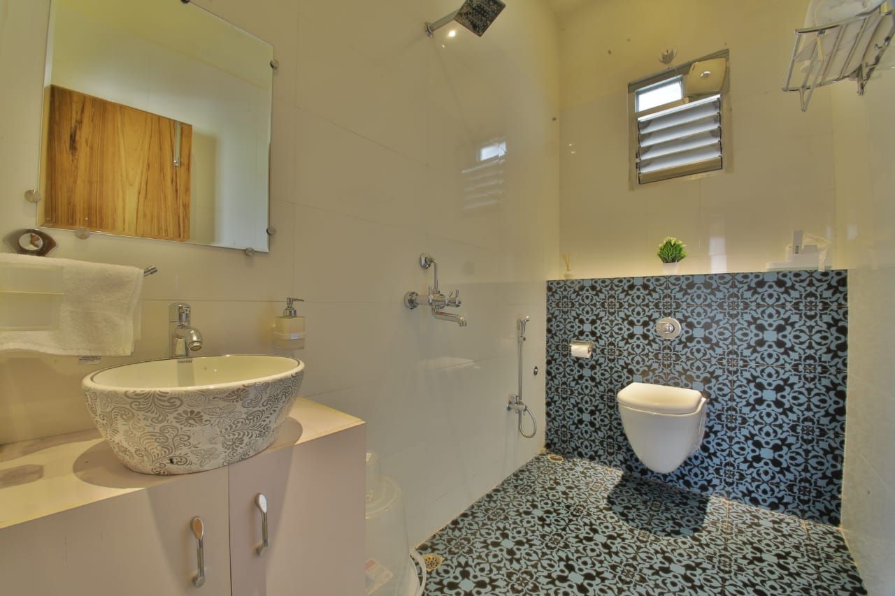 Hotel Rajasi Deluxe Room 8