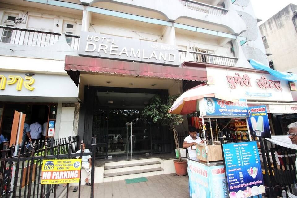 undefined Hotel Dreamland 7