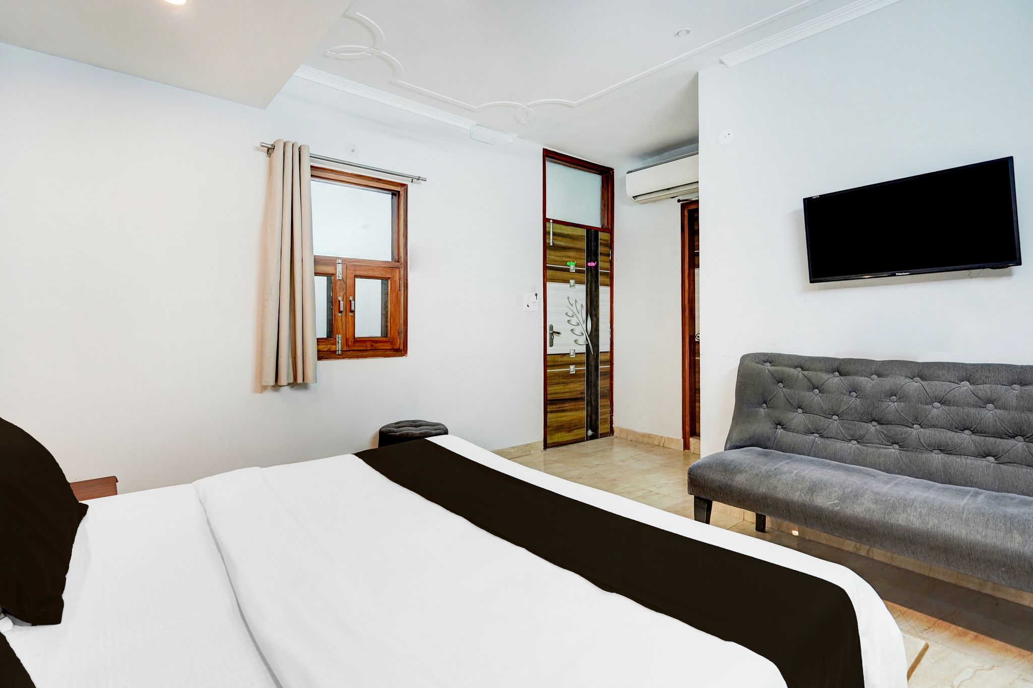 Super Collection O Sector 20 Noida Classic 6