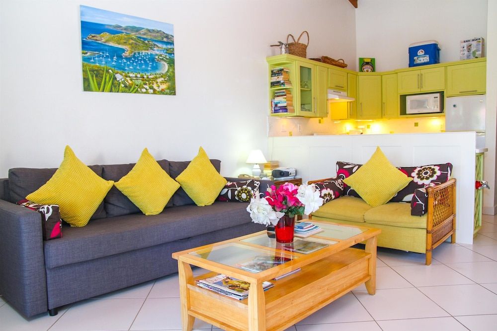 Suite, 1 Bedroom, Garden View