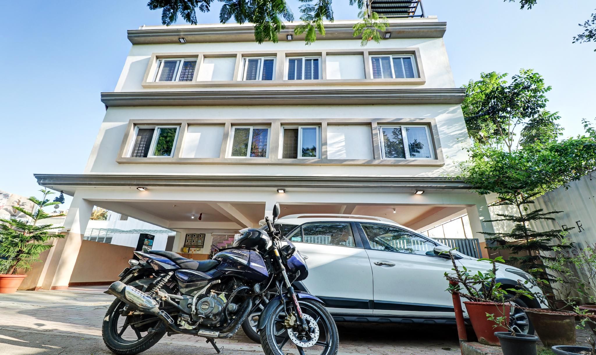 undefined Itsy Hotels Colors Stay 7