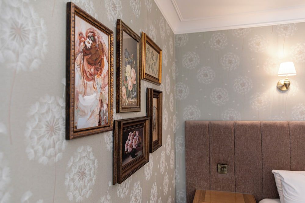 Atholl Palace Hotel Family Room (2 Adults + 1 Child) 8