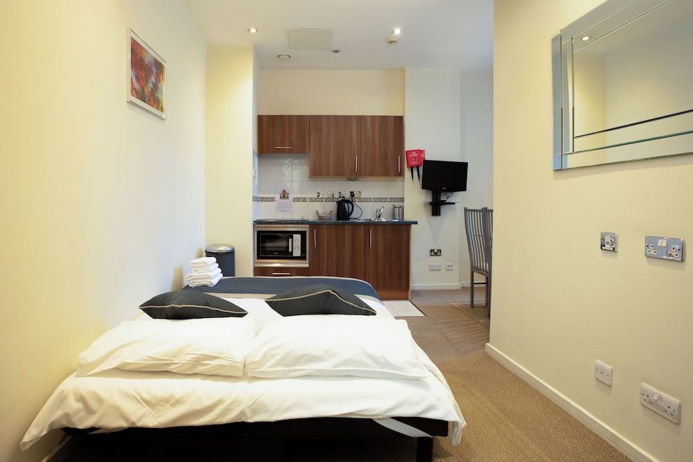 Triple Apartment
