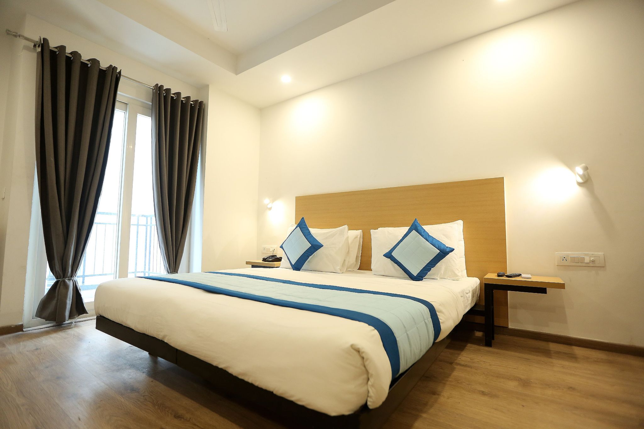 undefined The Roseman Hotel & Suites 8