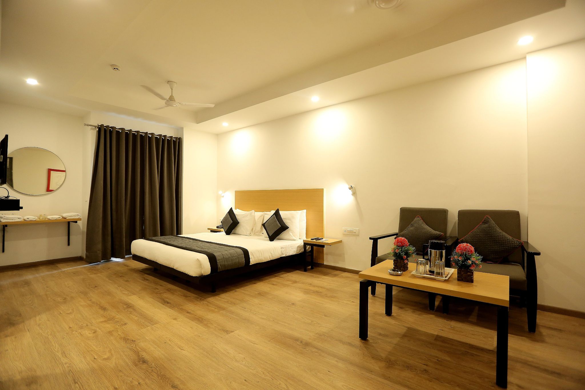 undefined The Roseman Hotel & Suites 8