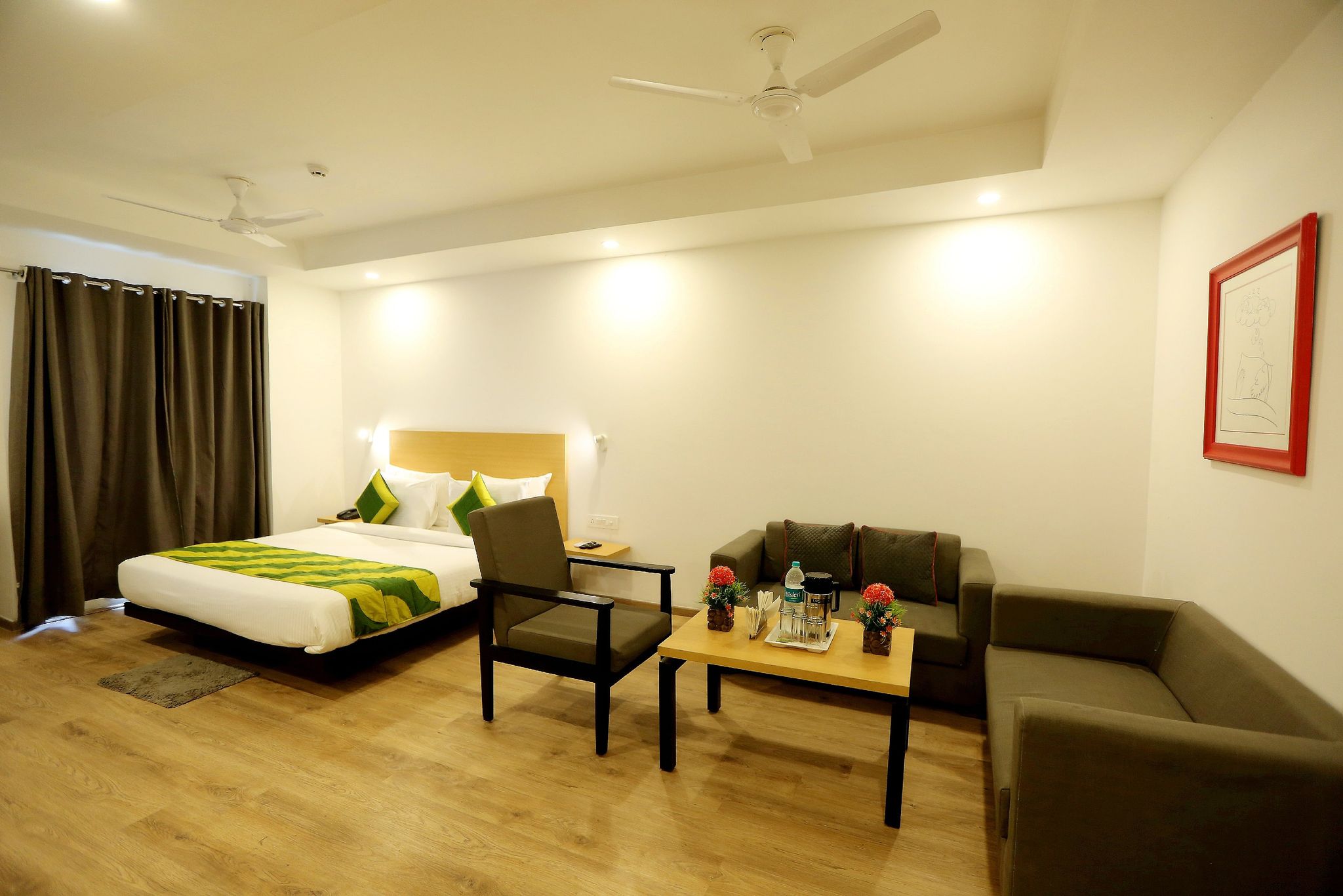 undefined The Roseman Hotel & Suites 7