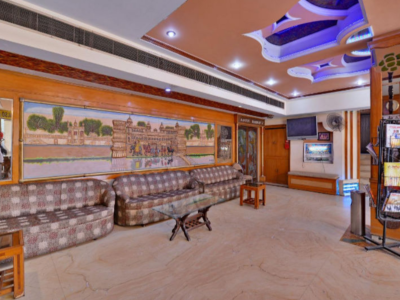 undefined Hotel Flyover Classic 4