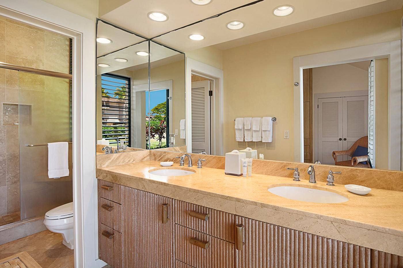 2 Bedroom 2 Bath Ocean View