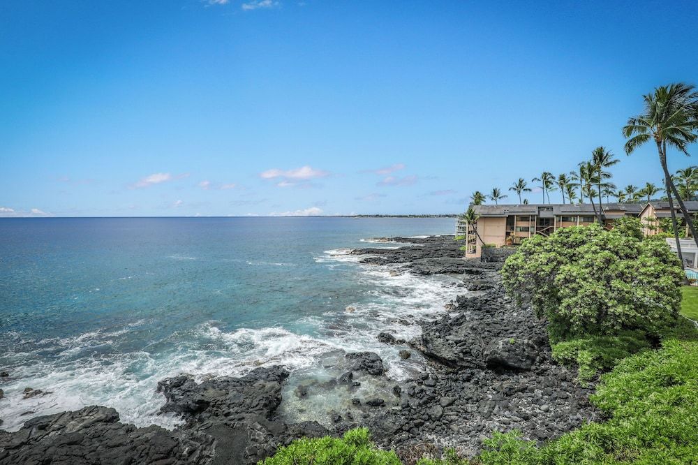 Royal Sea Cliff Kona by OUTRIGGER Room, 2 Bedrooms, 2 Bathrooms, Oceanfront (Unit 314) 5