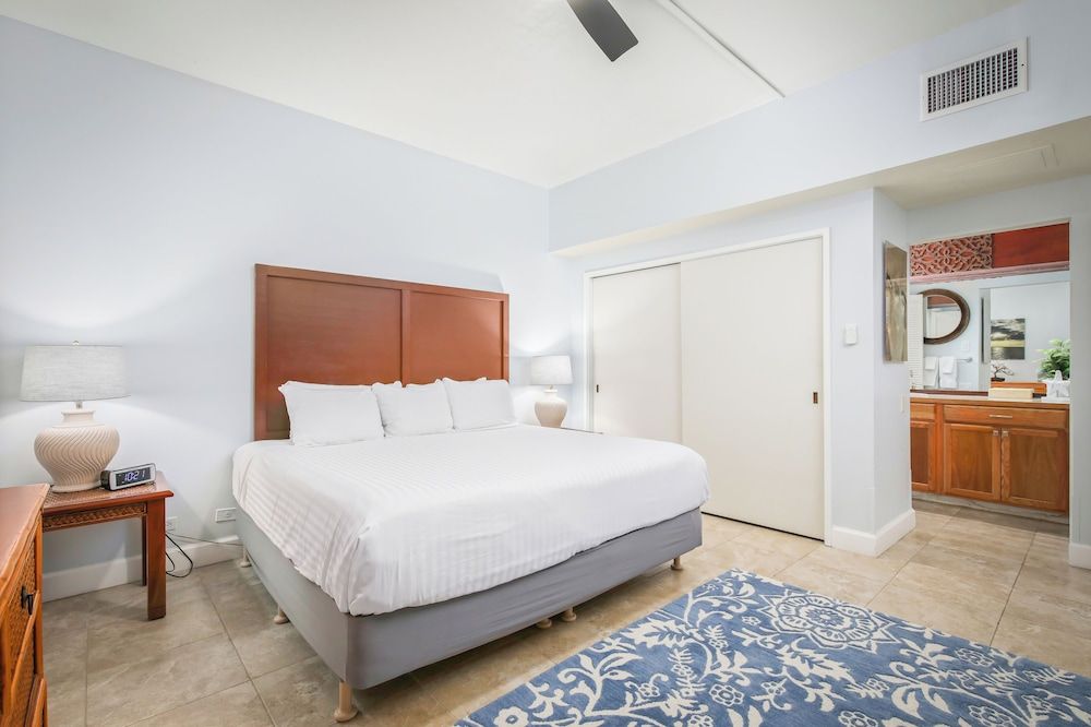 Royal Sea Cliff Kona by OUTRIGGER Room, 1 Bedroom, Garden View (Unit 103 ,1Bath) 2