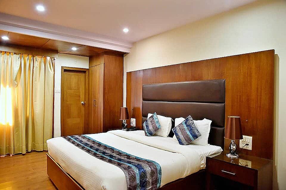 undefined Hotel Shiwalik Regency - The Mall Road 10