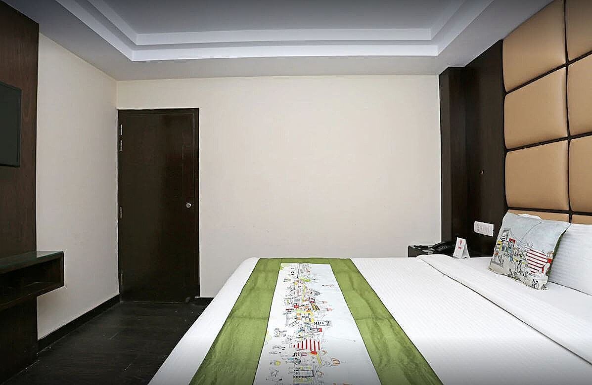 Hotel Shiwalik Regency - The Mall Road Standard Room (Non View) 3