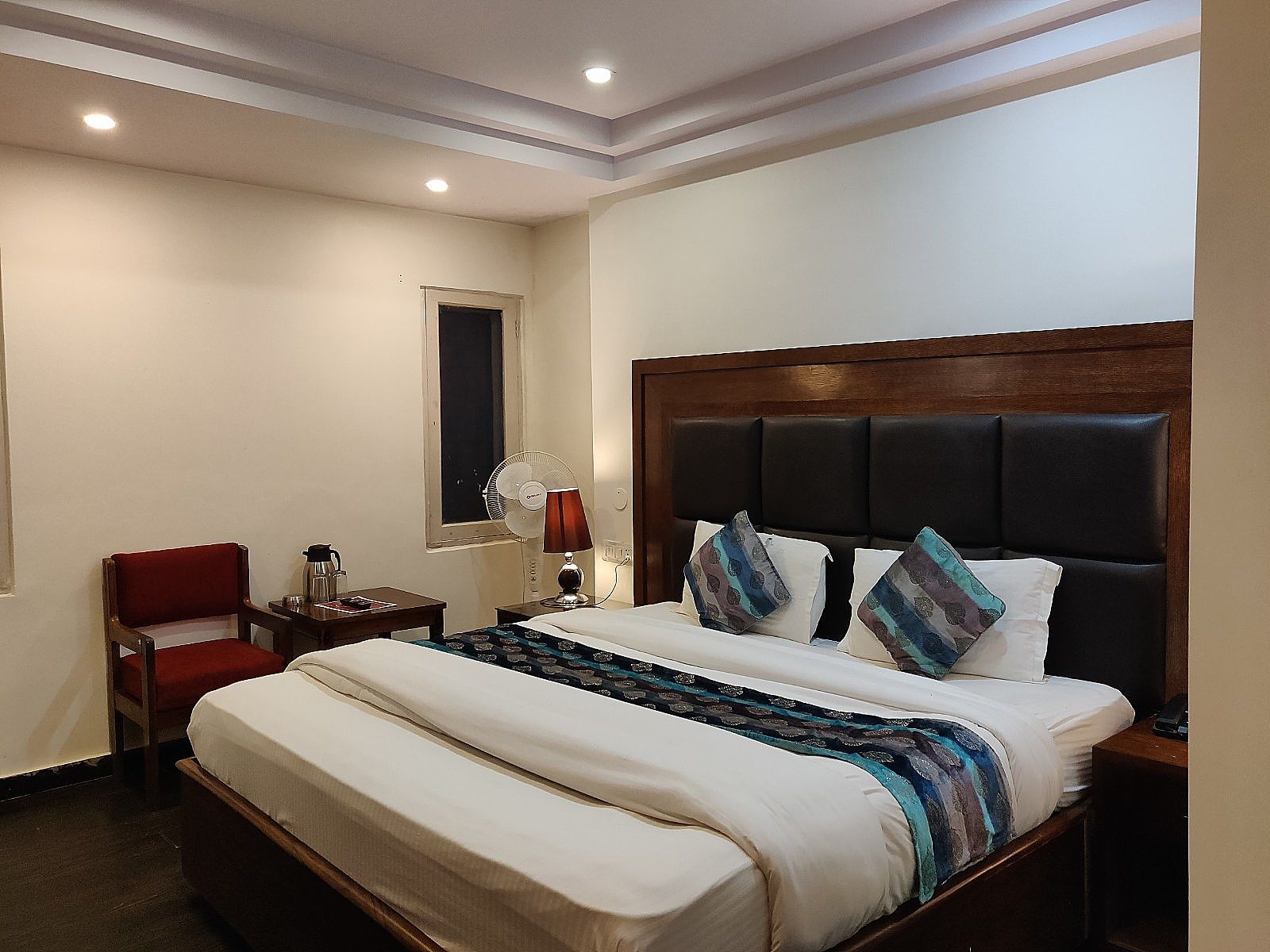 Hotel Shiwalik Regency - The Mall Road Standard Room (Non View) 13