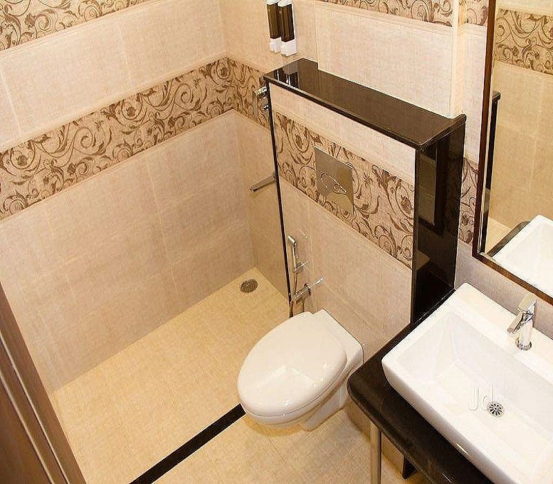 Golden Amulya Rest Wings Near Airport Standard Room 2