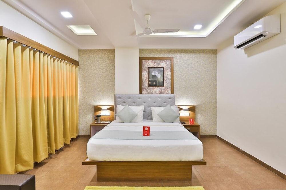 Hotel Royal Palace Silver Room 3