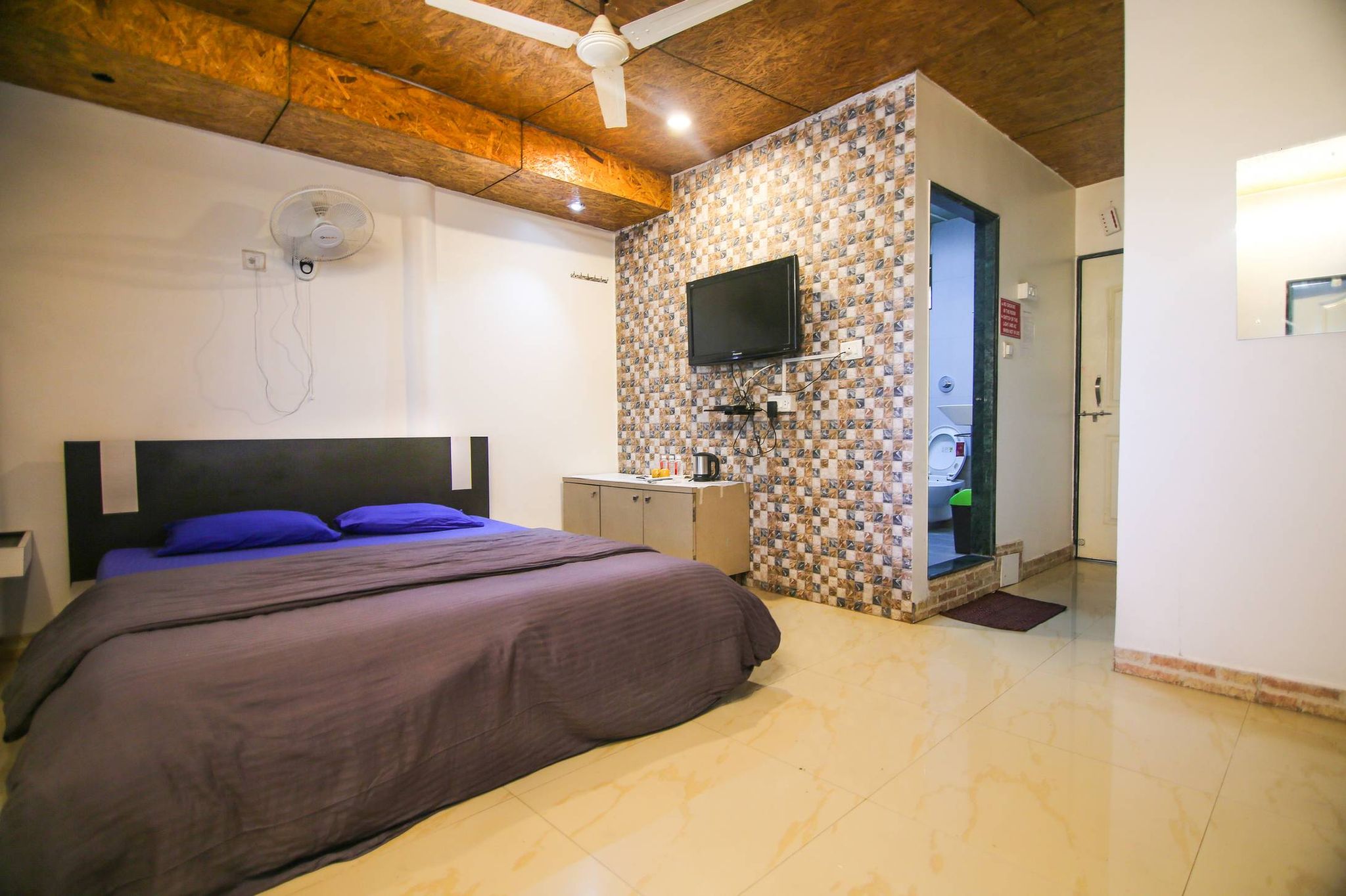 Lake view Private Balcony Room
