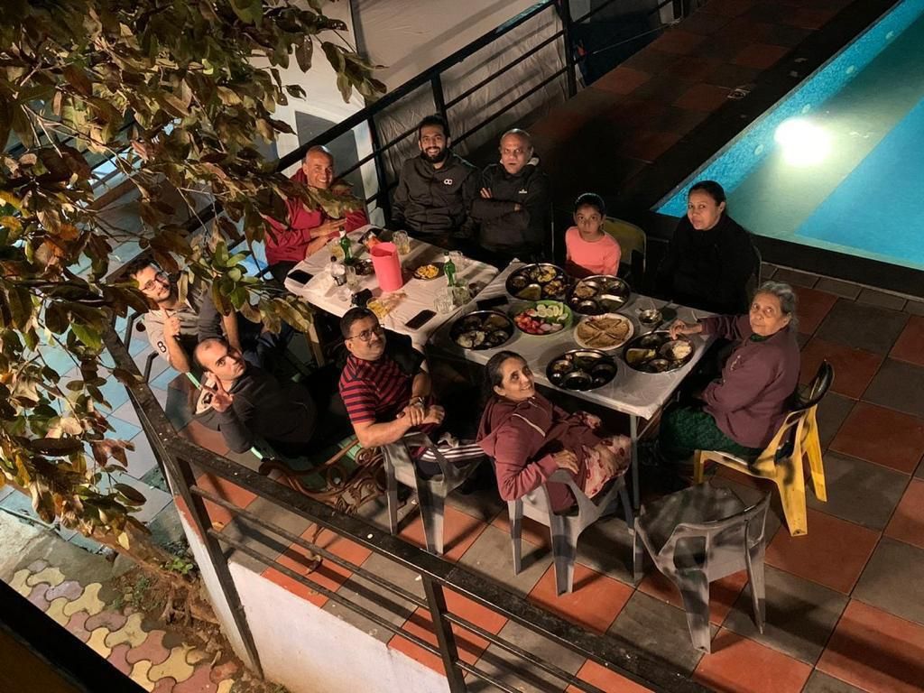 Food & Dining