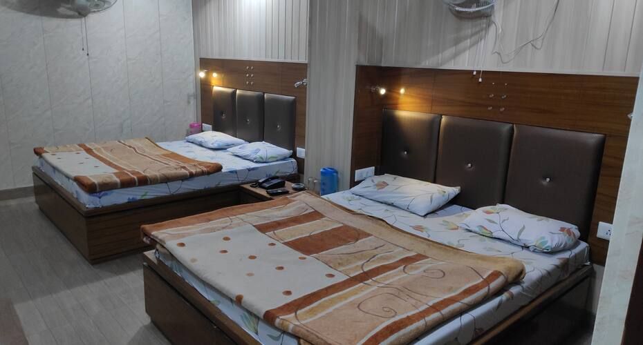 Hotel Brahma Kamal Deluxe Four Bed