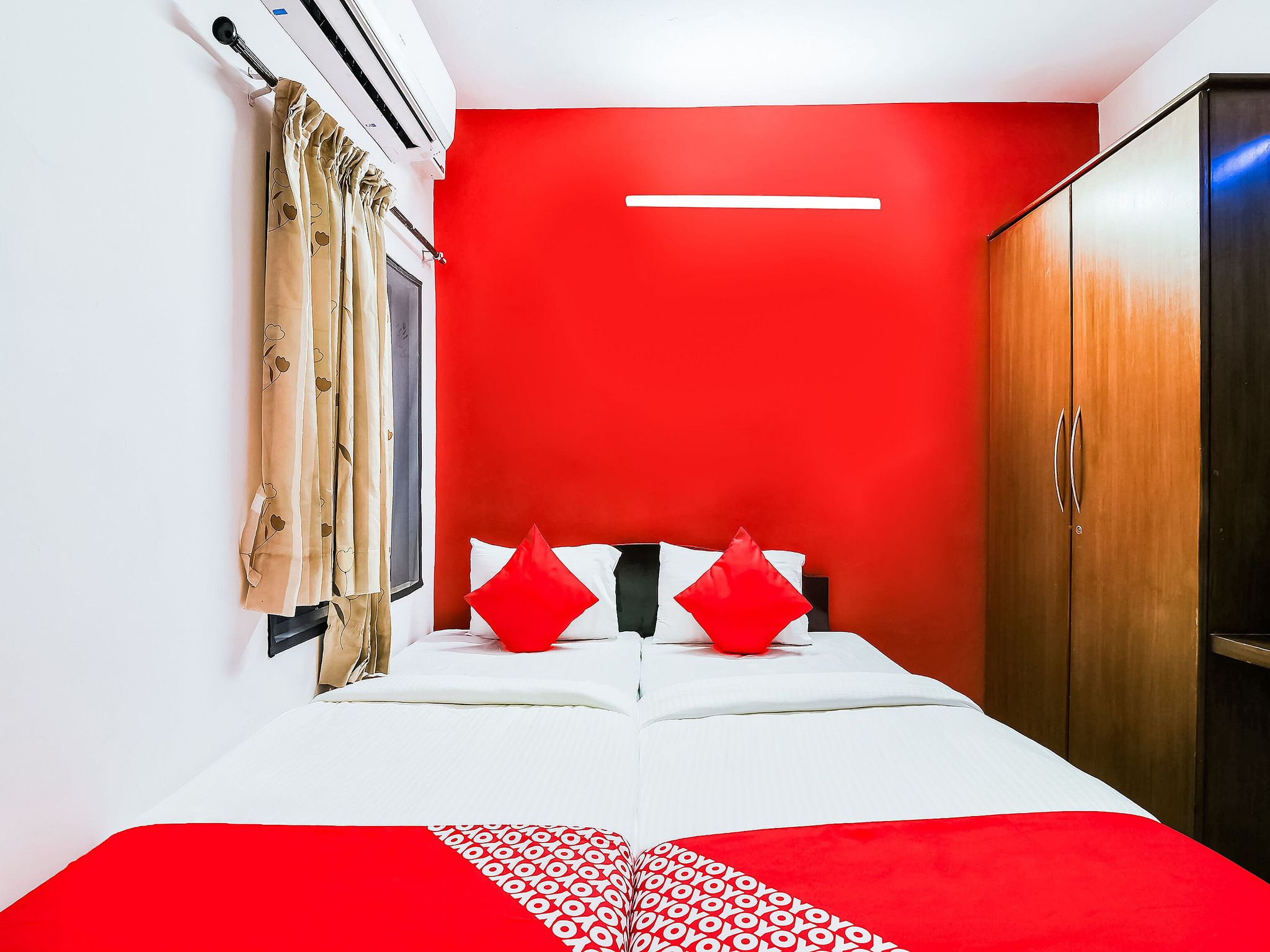 Hotel O Maruthi Gandhi Park Saver Double Room 8
