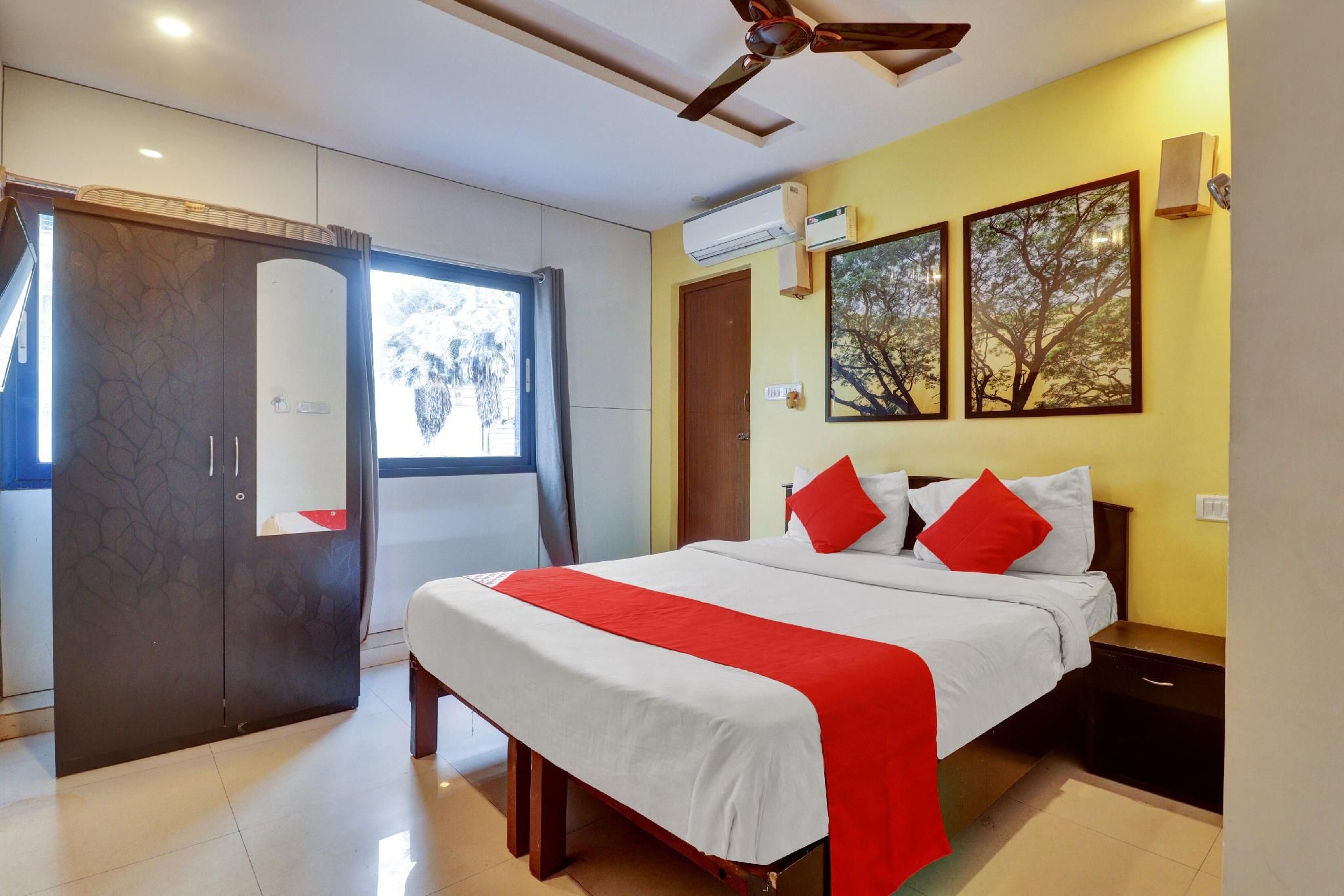 undefined OYO Flagship Hotel Shiva Shakthi Inn 8