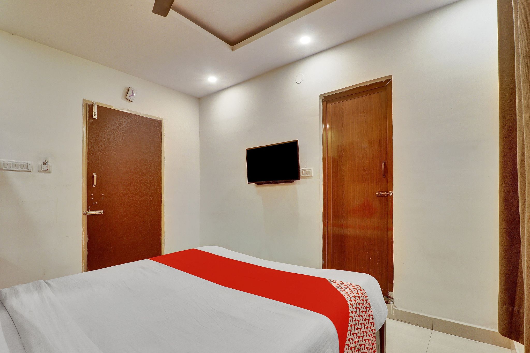 OYO Flagship Hotel Shiva Shakthi Inn Classic 10