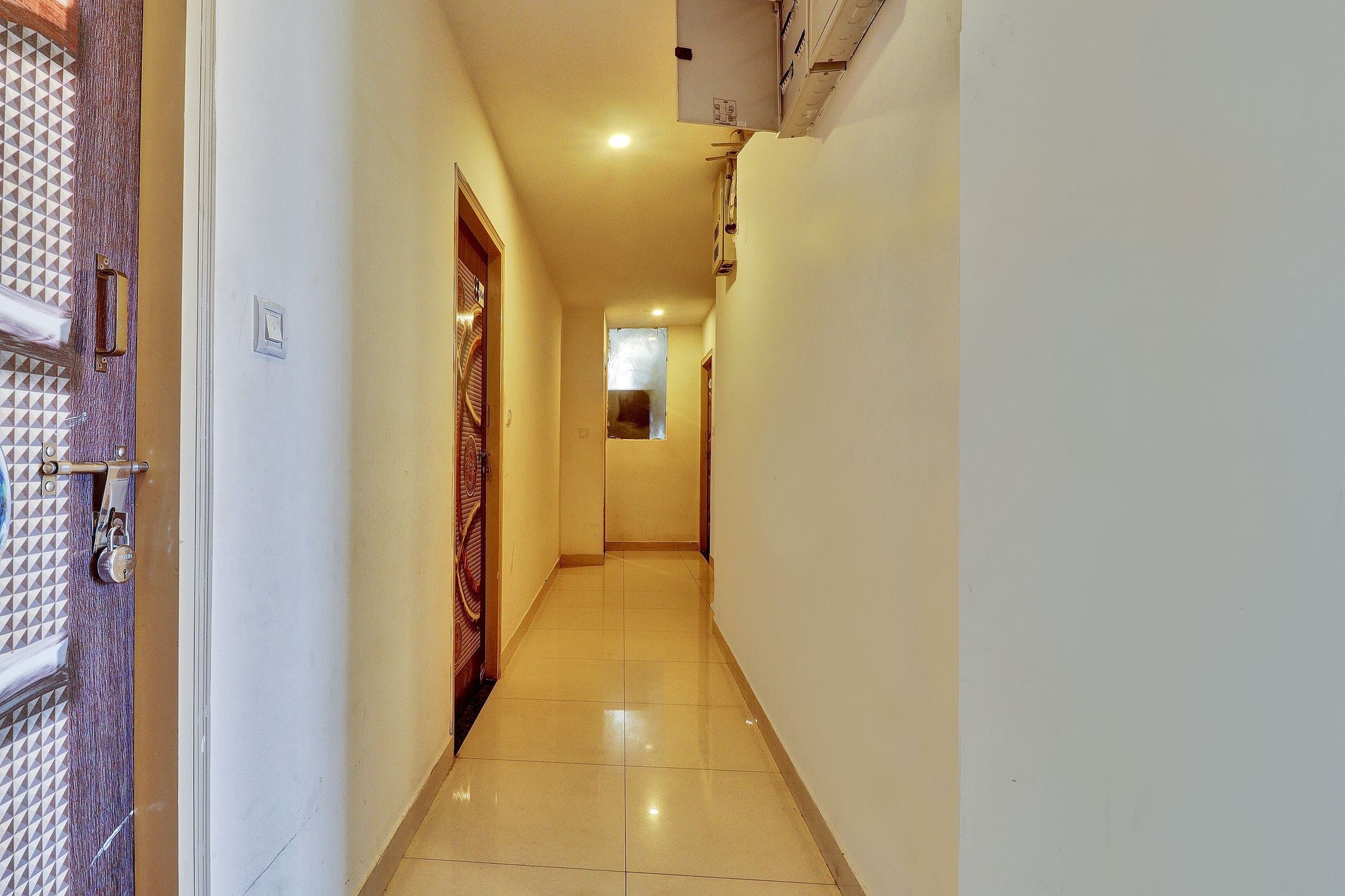 undefined OYO Flagship Hotel Shiva Shakthi Inn 4