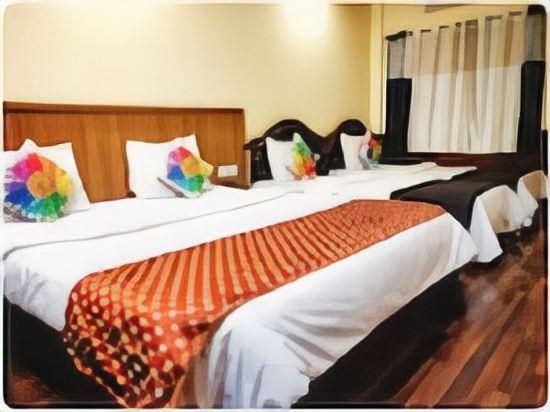 Hotel Harshawardhan Deluxe Room 31