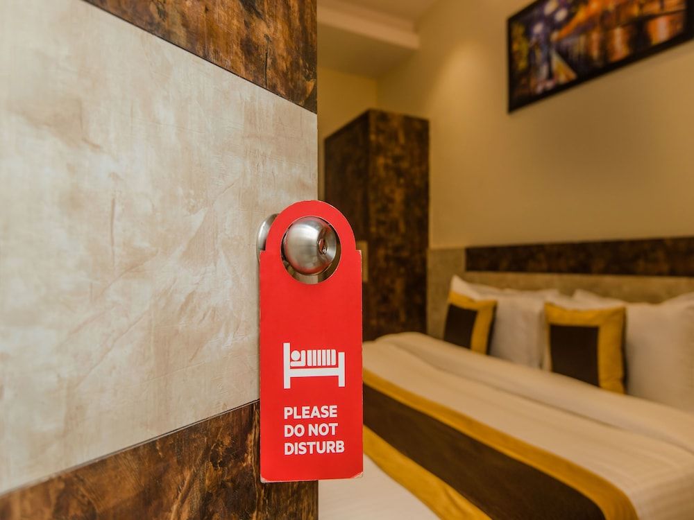 OYO 11511 Hotel Embassy Grand Double or Twin Room 10