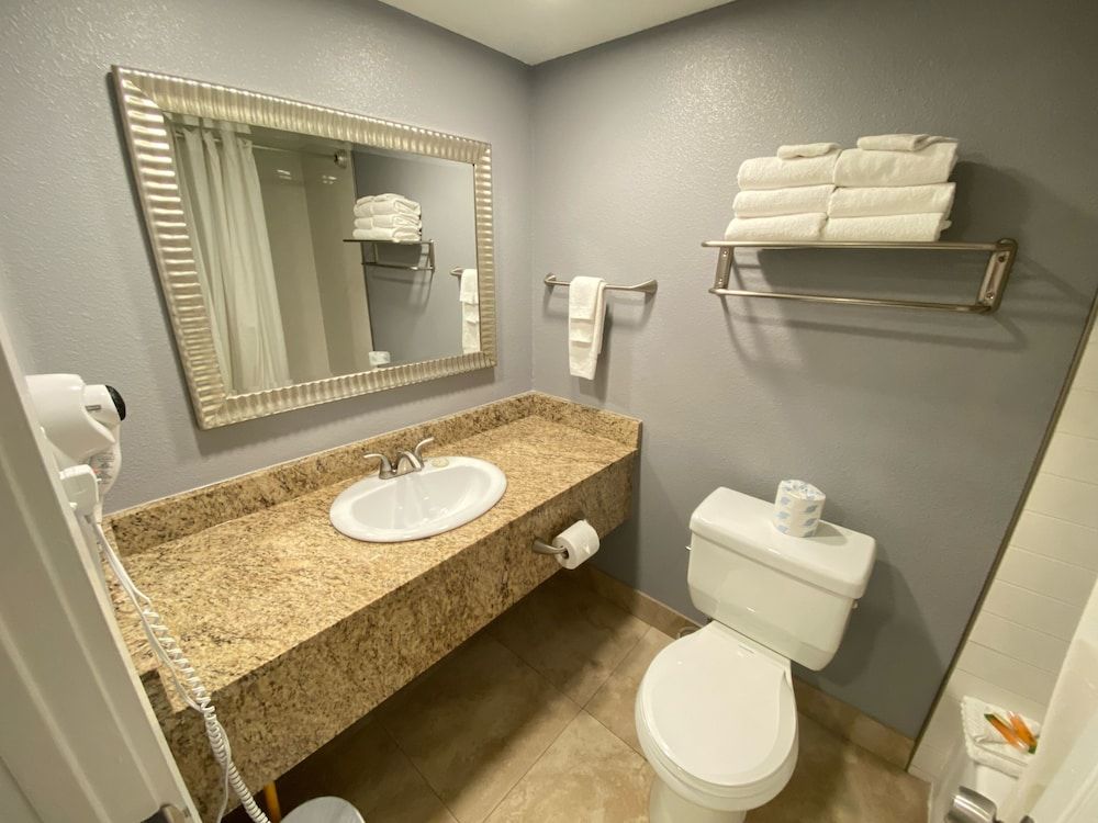 undefined Celebration Suites 6