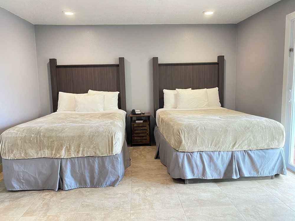 undefined Celebration Suites 7