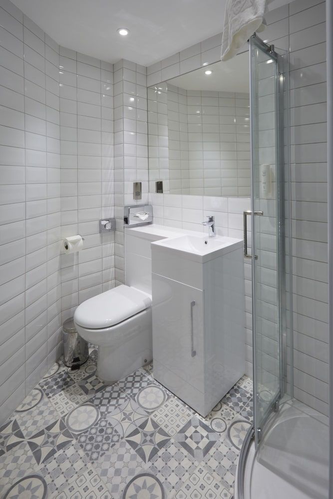 Comfort Inn Victoria Standard Twin Room 12