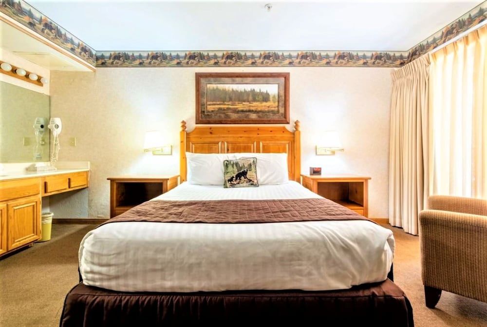 Condo, 1 Bedroom (2 Bath LakeView, Non-AC)