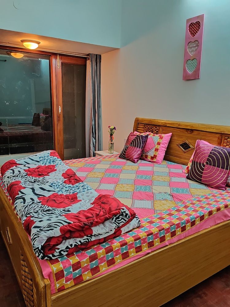 undefined A sleepy Fox - Hostel 10