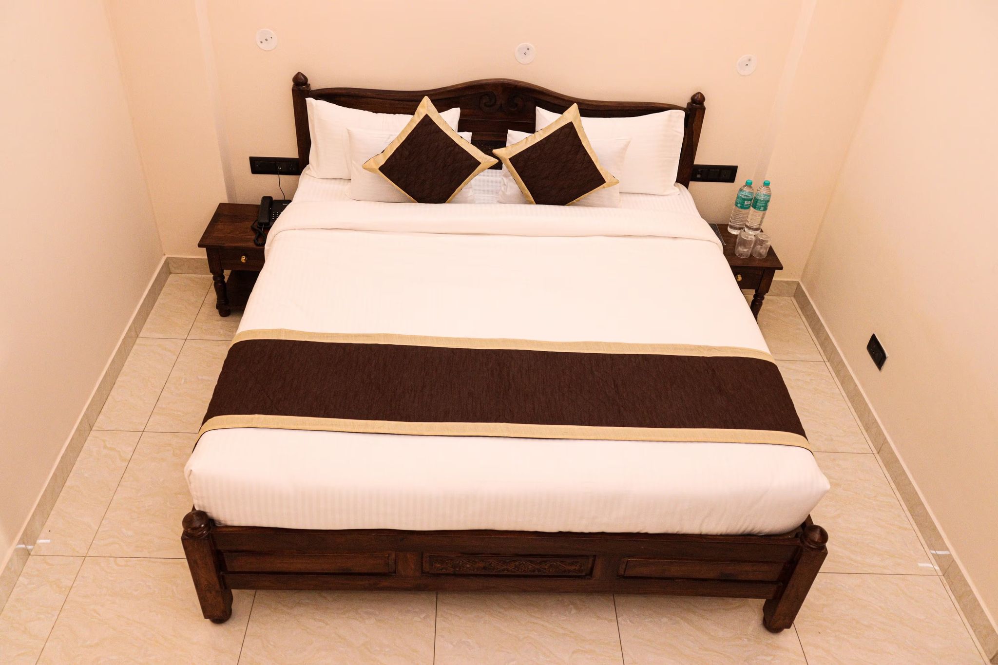 Hotel The Comfort	 Standard Room 5