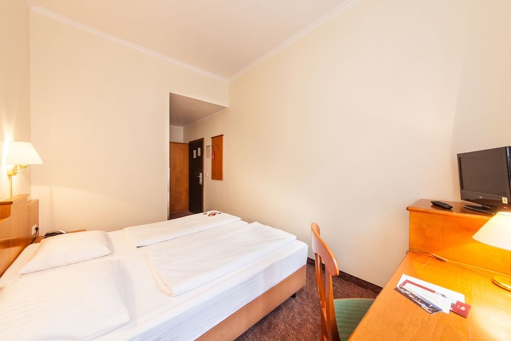 undefined Hotel Ahl Meerkatzen 3