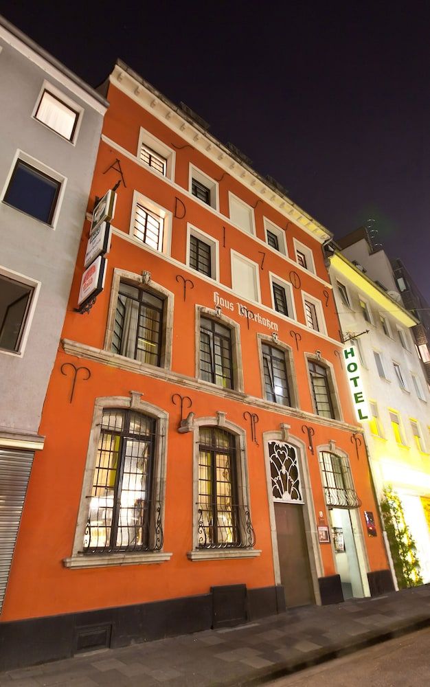 undefined Hotel Ahl Meerkatzen 5