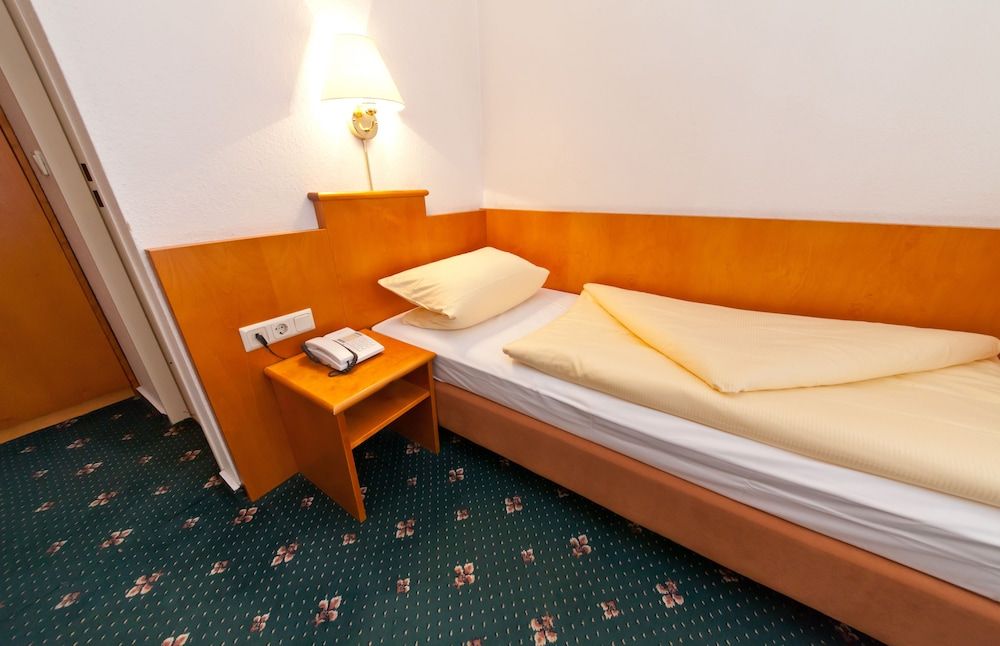 undefined Hotel Ahl Meerkatzen 8