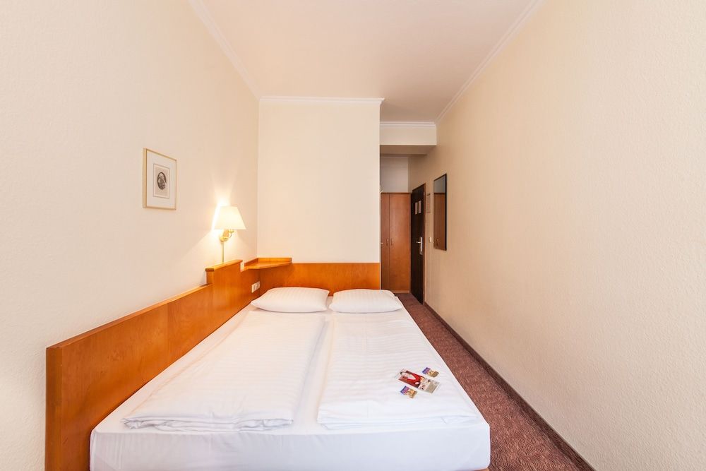 undefined Hotel Ahl Meerkatzen