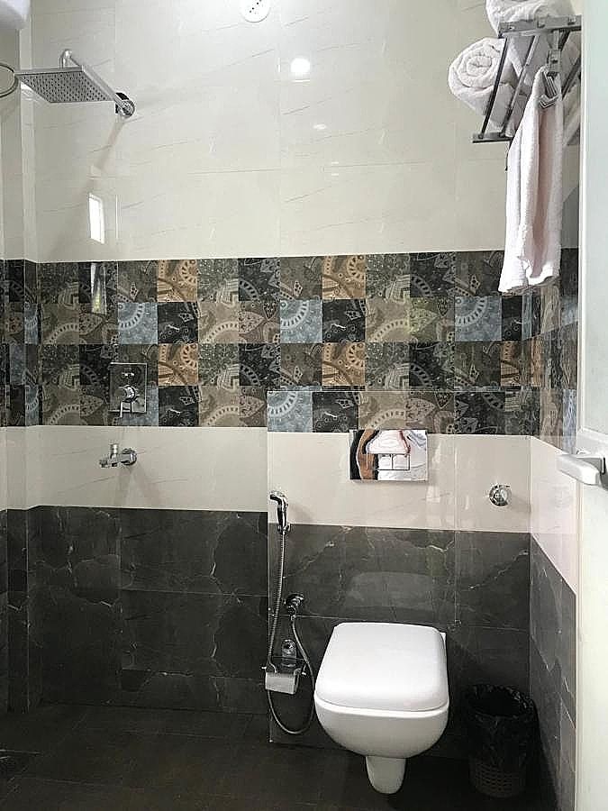 Harmal's Residency Deluxe Room 2