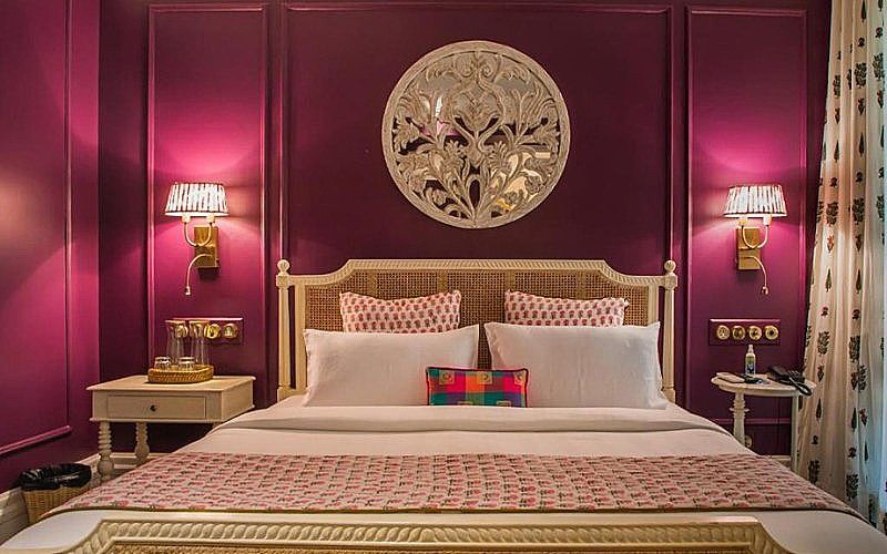 Red Thread Calangute Deluxe with Balcony 2