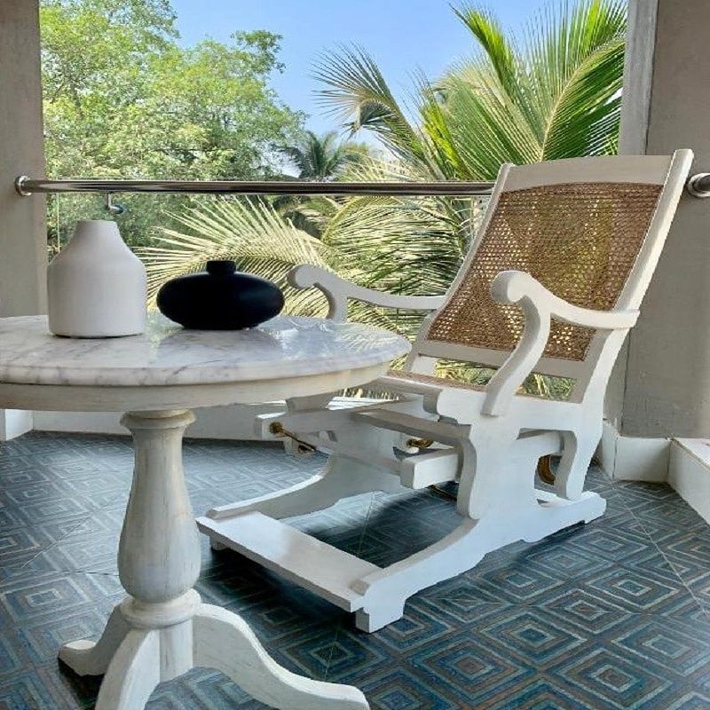 Red Thread Calangute Deluxe with Balcony 4