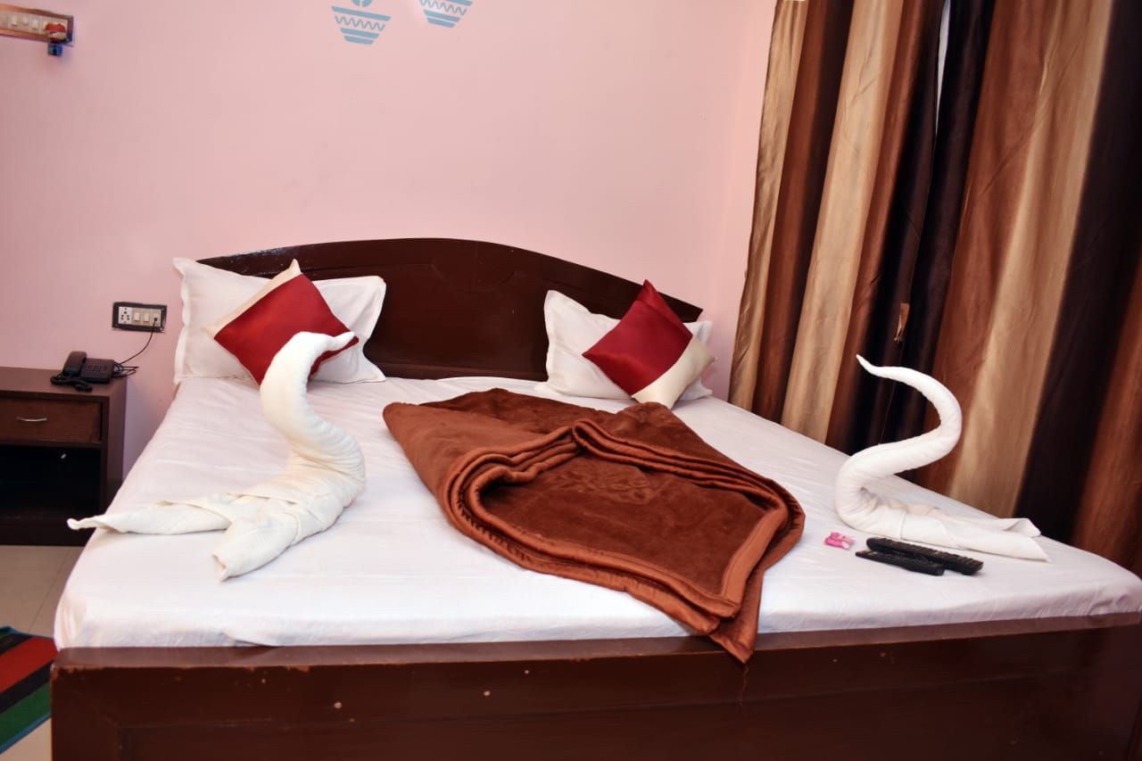 Hotel Bandhan Inn Superior Non AC Room 9
