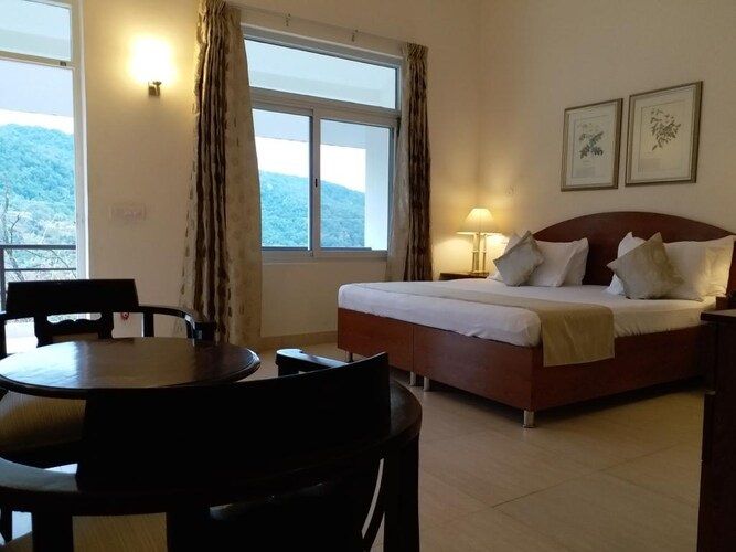 Home In The Hills - Resort & Resturants Deluxe Room 3