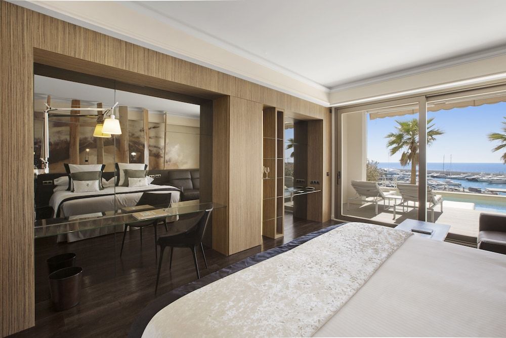 Pure Salt Port Adriano Hotel & SPA - Adults Only Superior Double Room, Private Pool, Sea View (swim up) 2