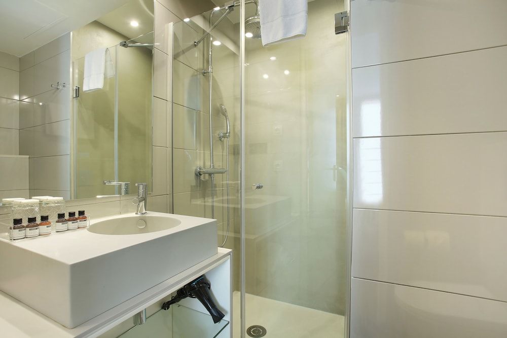 Le Basile Hôtel Twin Room 6