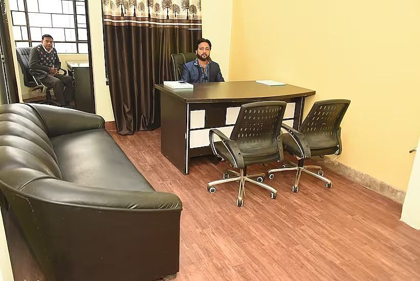 undefined Varanasi Paradise